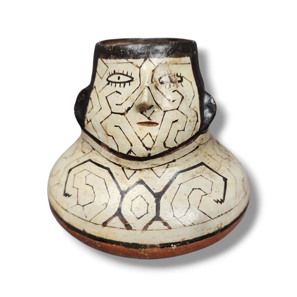 Vintage Peruvian Shipibo Conibo Pottery Face Vase Handmade Hand Painted Vessel - Picture 1 of 10